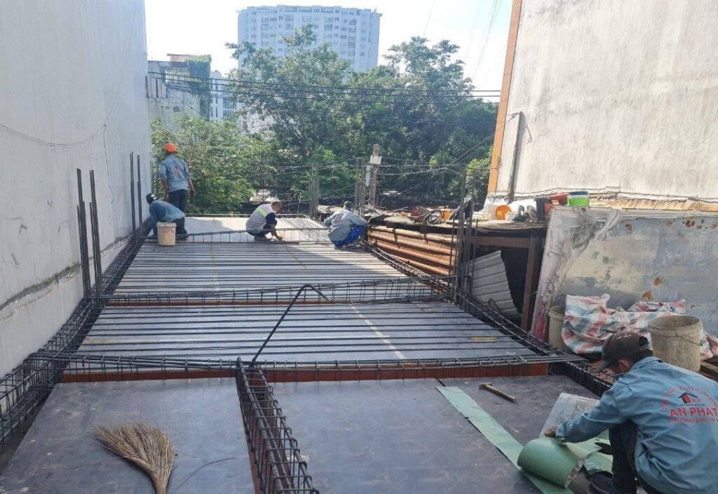 CÔNG TY CỔ PHẦN ĐẦU TƯ XÂY DỰNG NAM LỘC TIẾN NAM LOC TIEN CONSTRUCTION INVESTMENT JOINT STOCK COMPANY